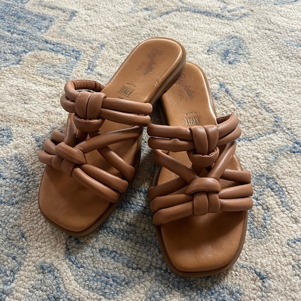 Seychelles Tan Leather Sandals